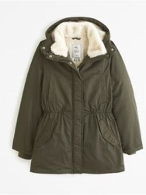 Abercrombie Ultra Parka Faux Fur Lining